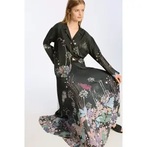 Munthe Taulla Black Skirt